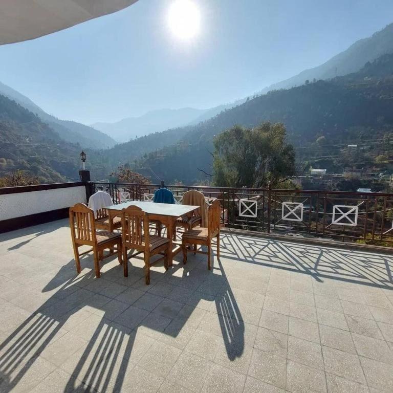 Hotel O Home Tirthan Crest Hostel & Homestay In Jibbi Banjar Exterior photo